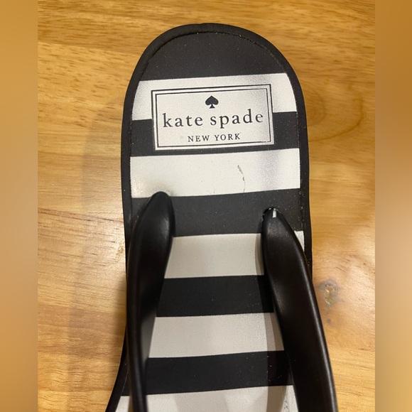 Kate Spade NewYork Black & White Striped Platform Flip Flop Sandals Size 7 - Picture 7 of 11